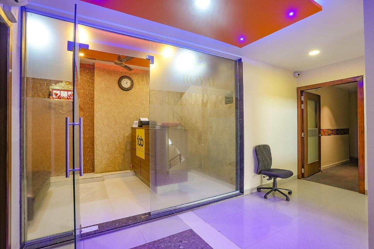 Fabhotel Royal International Mumbai Exterior photo